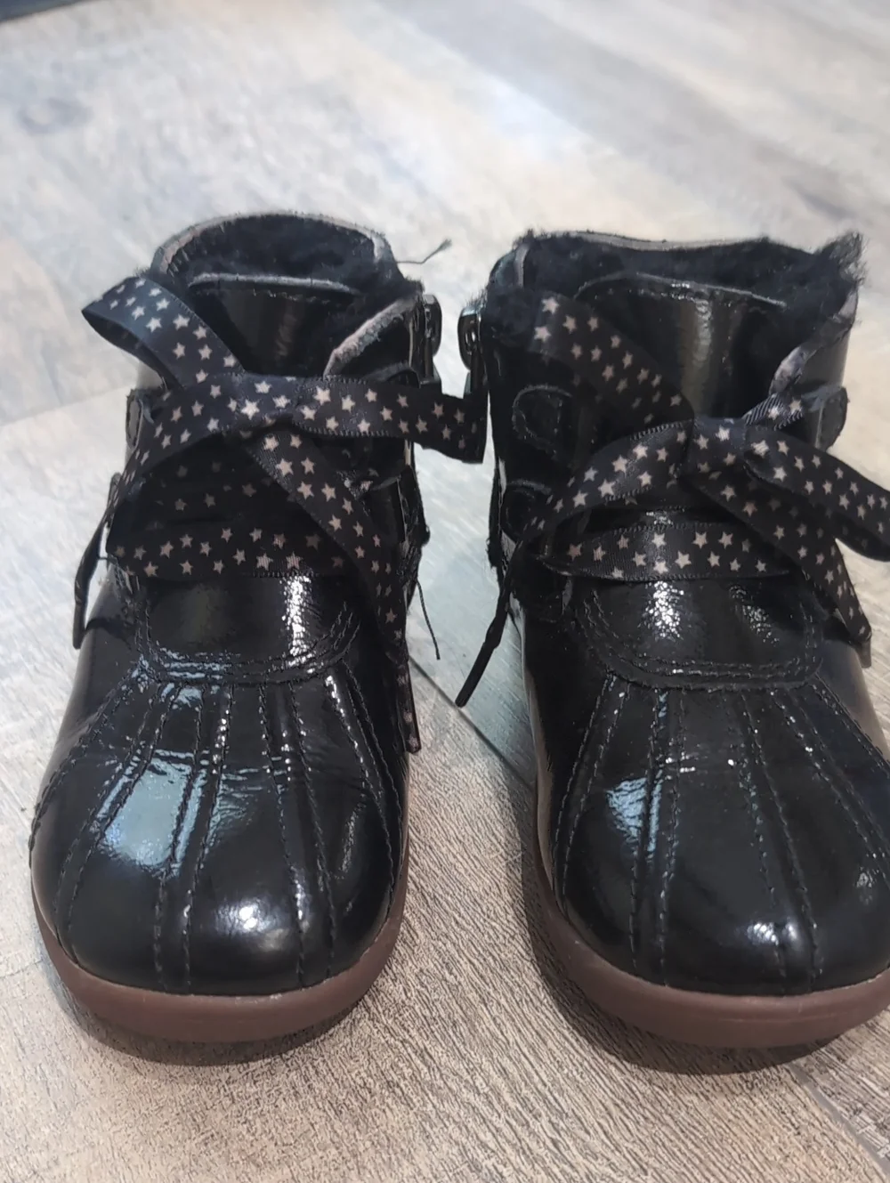 Kids Black Faux-Leather Ankle Boots with Star-Print Laces